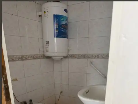 Dean Funes 1700