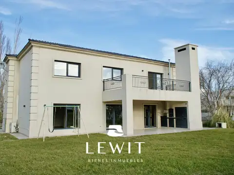 Casa en Venta al Este