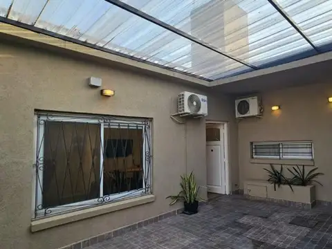 Increíble Casa Reciclada a Nueva y Dpto. para Huéspedes.