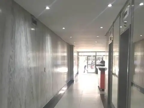 Oficina en Alquiler en Retiro, USD 2.300