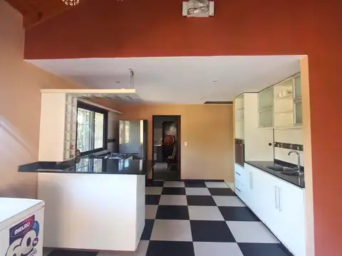 Casa en Venta al Este