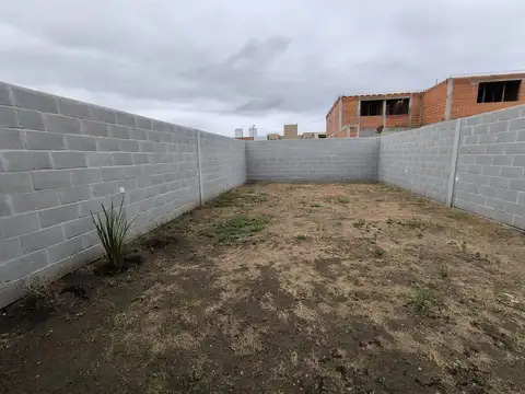 Depto Tipo Casa 5 ambientes con 2 baños