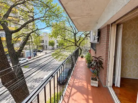 Avenida San Juan 1400, Piso 2