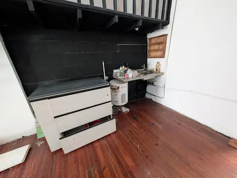 Oficina 2 ambientes con 1 baño