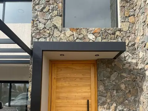 Casa en Venta en Maipu, USD 175.000