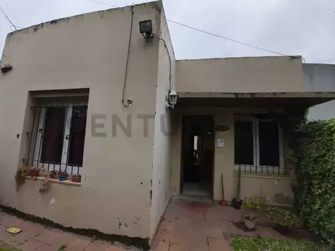 Depto Tipo Casa en Venta de 2 ambientes