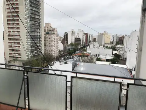 Rivadavia entre Av.  Independencia y Catamarca