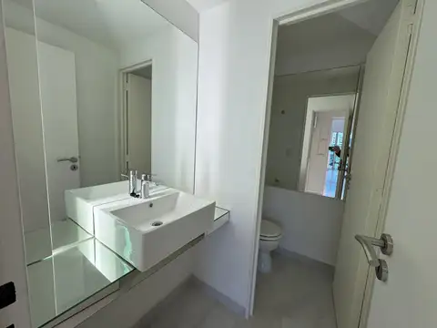 Carlos Pellegrini al 900