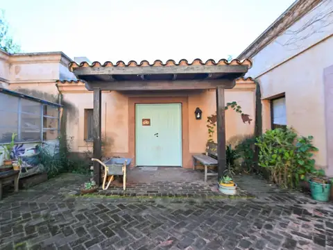 Casa 6 ambientes con 3 baños