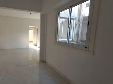 Venta Departamento 2 ambientes a refaccionar en Villa Urquiza