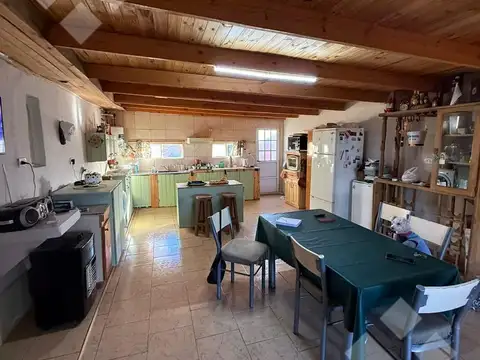 VENTA CASA 3 DORMITORIOS - B° NUEVA FERRI - CIPOLLETTI