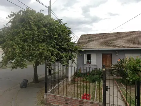 Depto Tipo Casa en Venta en Miramar, USD 125.000