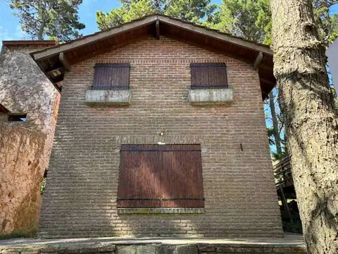 CASA EN VENTA MAR AZUL A REFACCIONAR TIPO DUPLEX