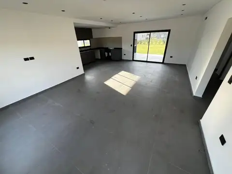 Casa en Venta en Belleville, USD 179.900