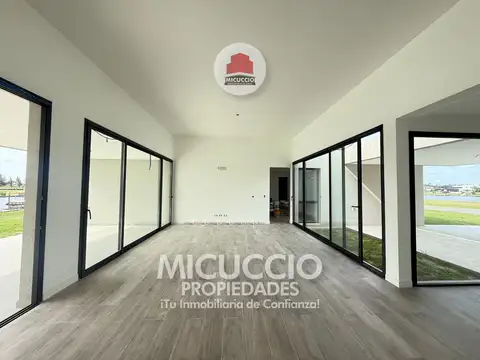 Casa en Venta en El Naudir, USD 520.000