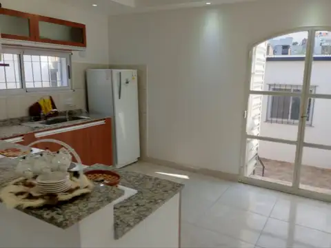Depto Tipo Casa en Venta con 1 cocheras