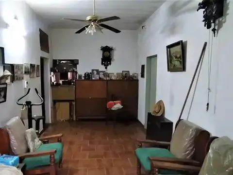 Casa en Venta en Moron, USD 120.000