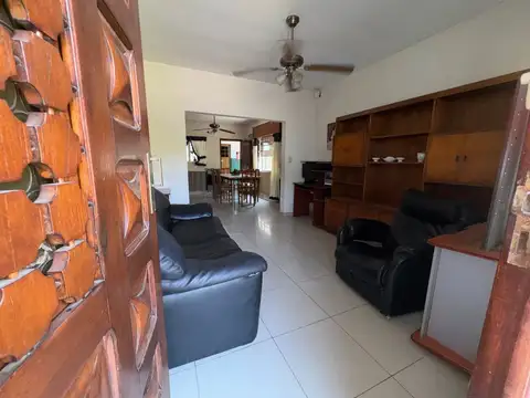 Casa en Venta en Jose Marmol, USD 158.000