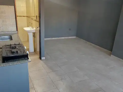 Departamento en Alquiler en Lanus Este, $ 430.000