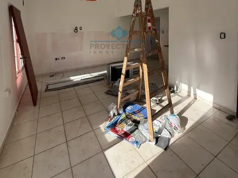 Casa en Alquiler en Colonia Caroya, $ 650.000