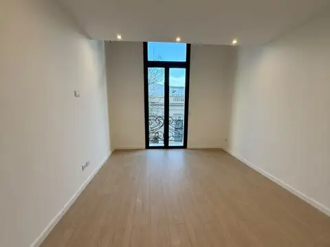 Depto Tipo Casa en Alquiler de 2 dormitorios