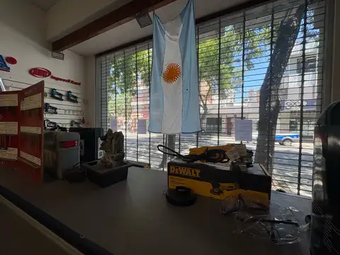 VENTA/PERMUTA Local o Lote para constructora. Lourdes, Rosario.