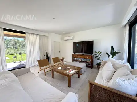 Casa en Venta en Lares de Canning