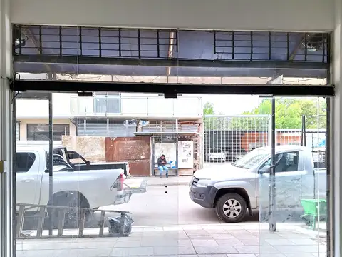 Local en Alquiler en Villa Massoni, $ 700.000