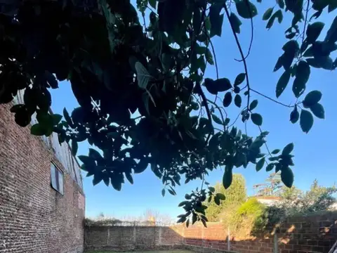 CASA DE DOS HABITACIONES EN CAMPANA