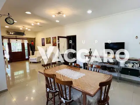 Casa en Venta en Paso del Rey, USD 250.000
