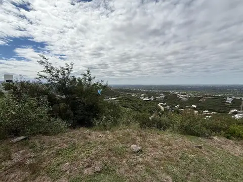 ¡Venta! Lote a la venta en La Deseada ¡Con Escritura!
