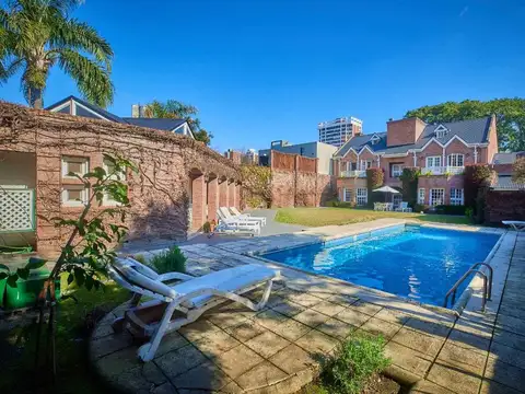 Casa 7 ambientes con 3 baños