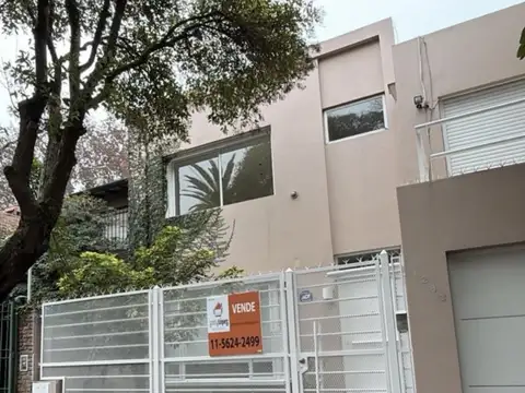 Casa en venta en Vicente López Vías / Maipú