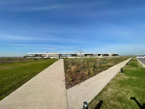 Terreno en Venta 40  mts Fondo