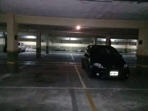 Alquiler Cochera Quilmes