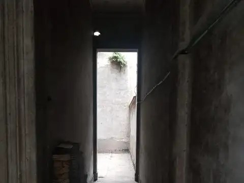 Depto Tipo Casa 7 ambientes con 2 baños