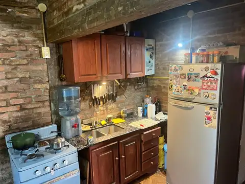 Casa 5 ambientes con 1 baño
