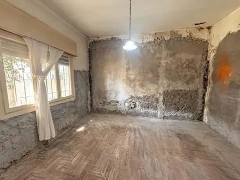 Casa 3 ambientes en venta - Boulogne - Lote 10 x 35 mts