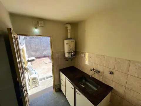 Depto Tipo Casa 3 ambientes con 1 baño