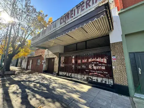 Charrúa 3600, Piso 0