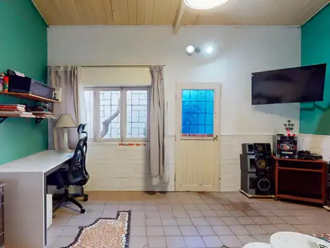 Casa 3 ambientes con 1 baño