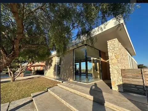 Casa en Venta en Pilar del Este - San Ramiro, USD 199.000