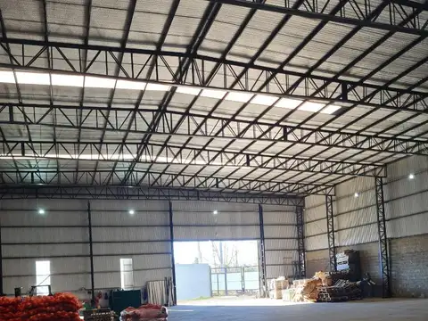 Galpon en Venta en Área de Promoción El Triángulo, USD 850.000