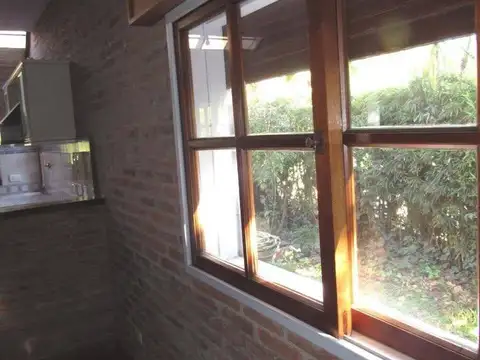 Casa a terminar en lote de 800 m2 en Inriville Cordoba