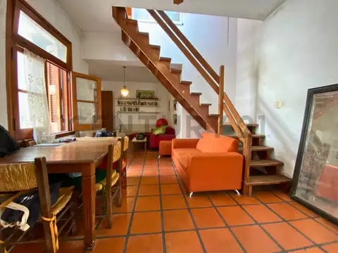 Casa de pasillo único en PH (A Reciclar) | 2 Dormitorios | Centro Rosario