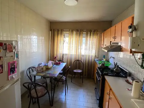 Casa 5 ambientes con 1 baño