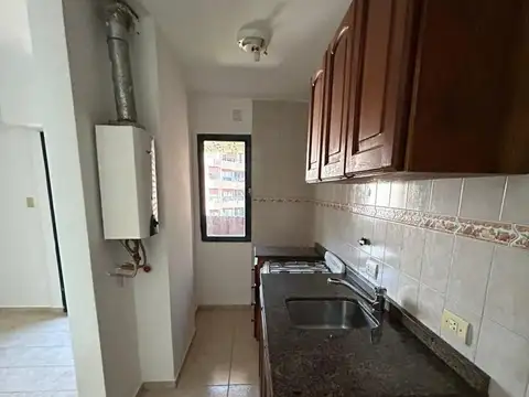 ALQUILO DEPTO DE UN DORM. RONDEAU 541