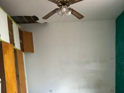 Casa 3 ambientes con 1 baño
