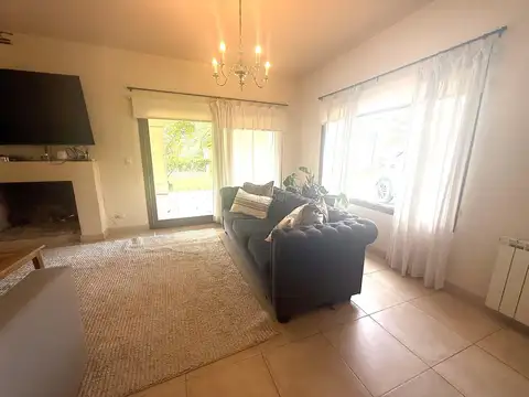 Casa en Alquiler al Norte