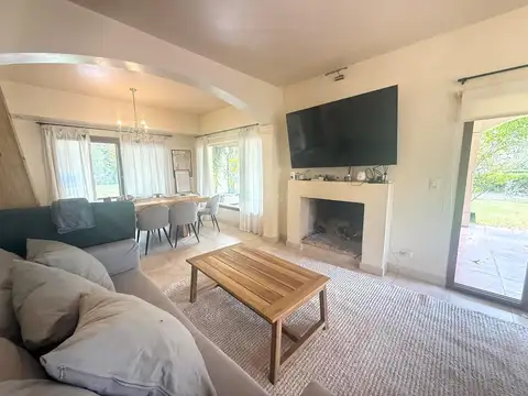 Casa en Alquiler en Los Pilares, USD 1.600